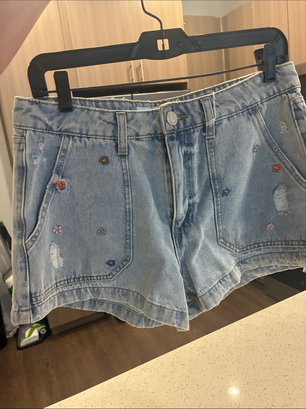 Indigo Rein Distressed Embroidered Denim Shorts Size 11 Waist 29
